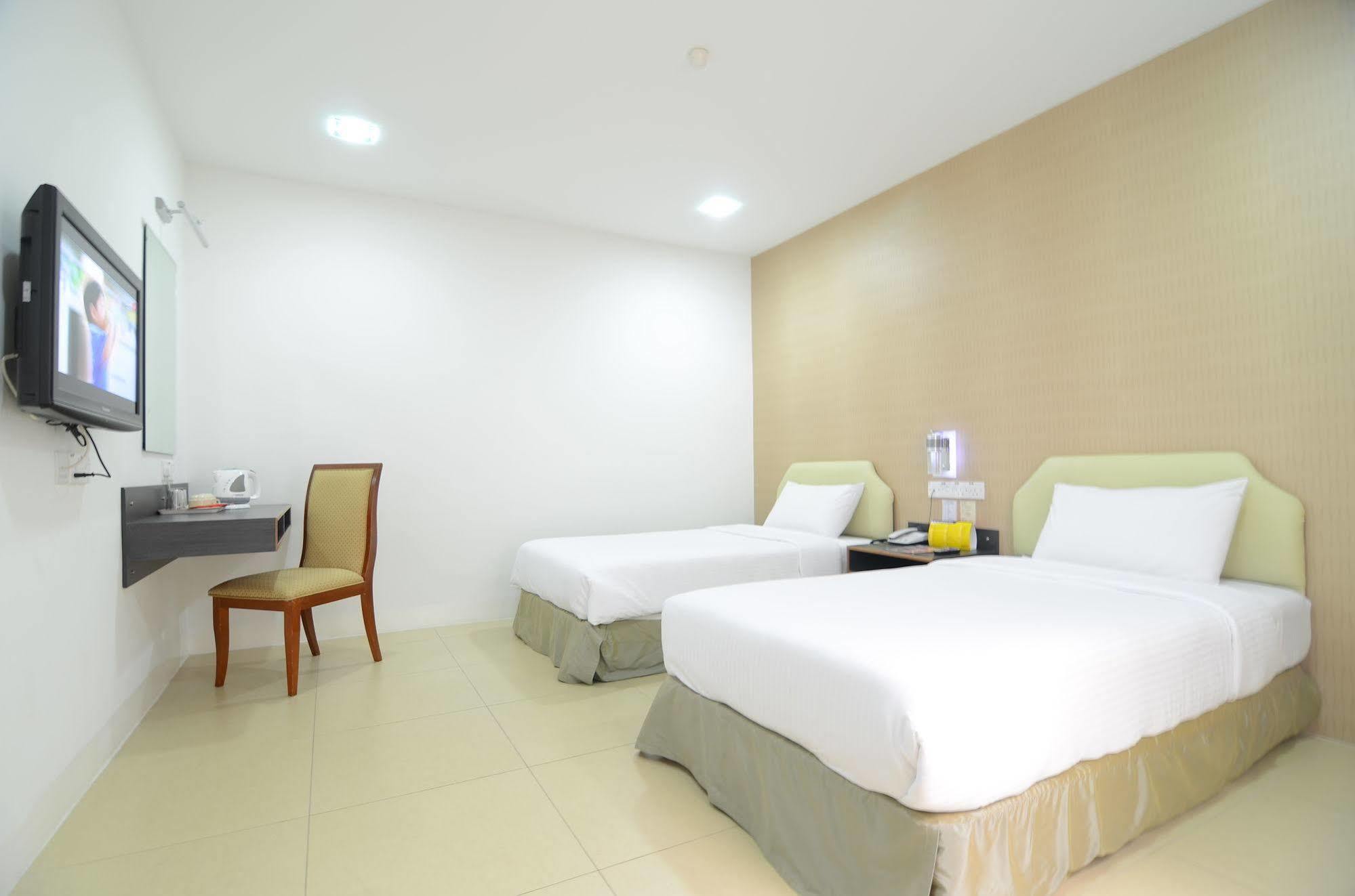 Hotel Avenue Kuantan Exterior photo