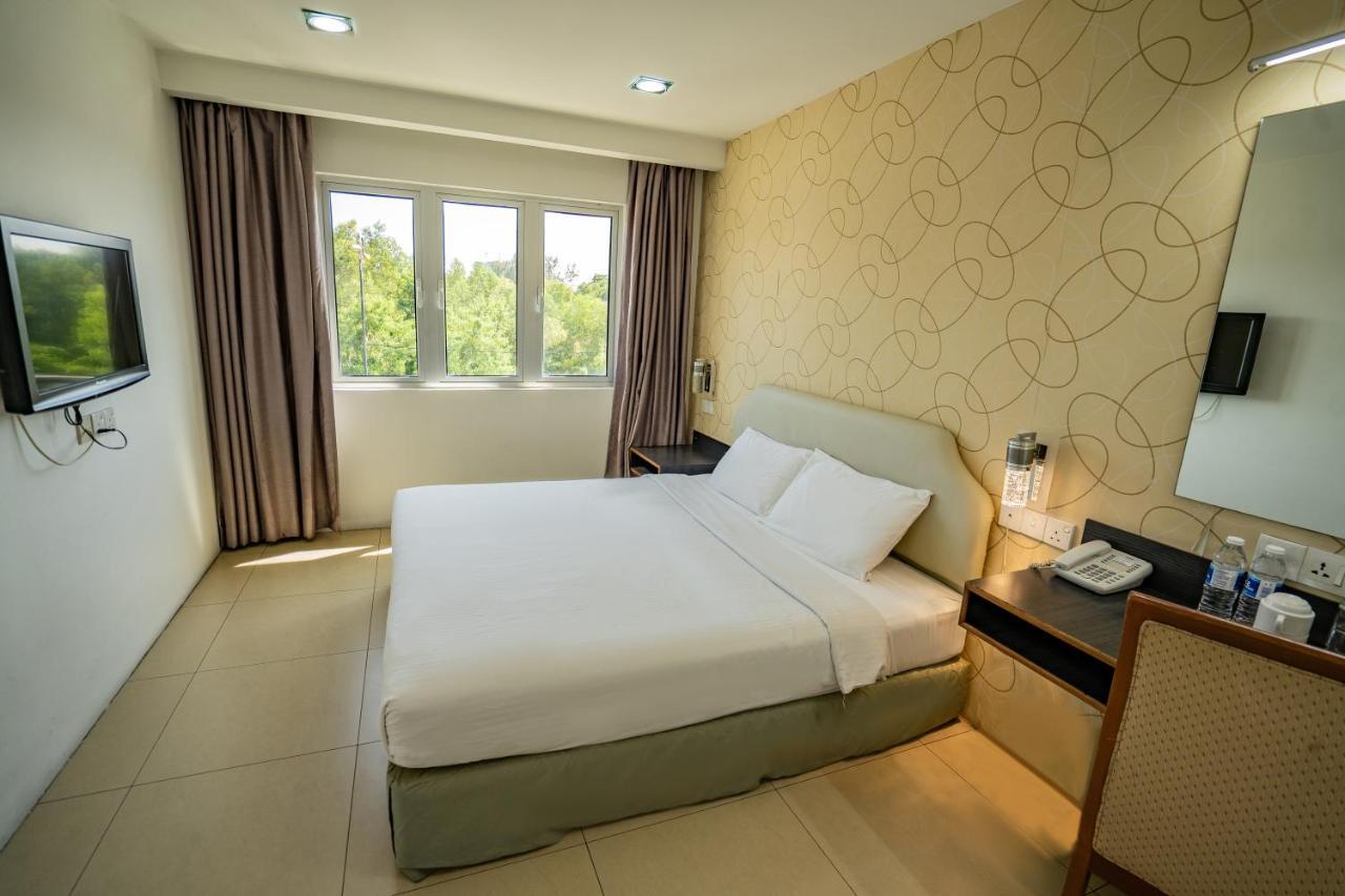 Hotel Avenue Kuantan Exterior photo