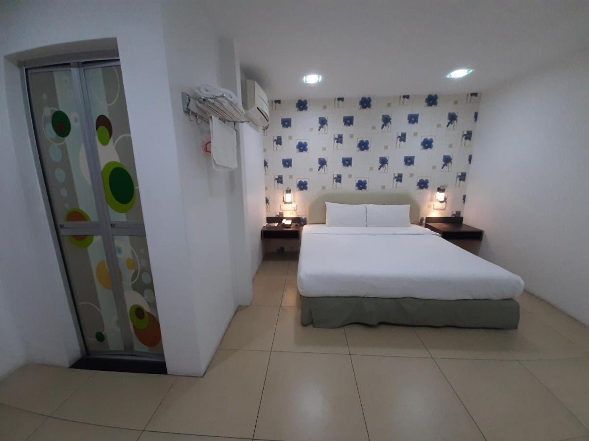 Hotel Avenue Kuantan Exterior photo