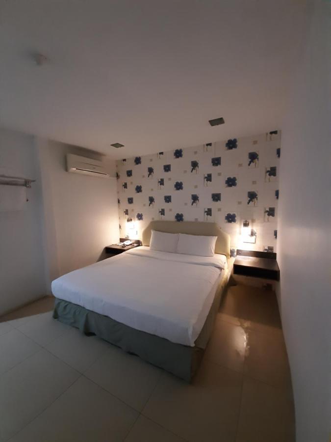 Hotel Avenue Kuantan Exterior photo